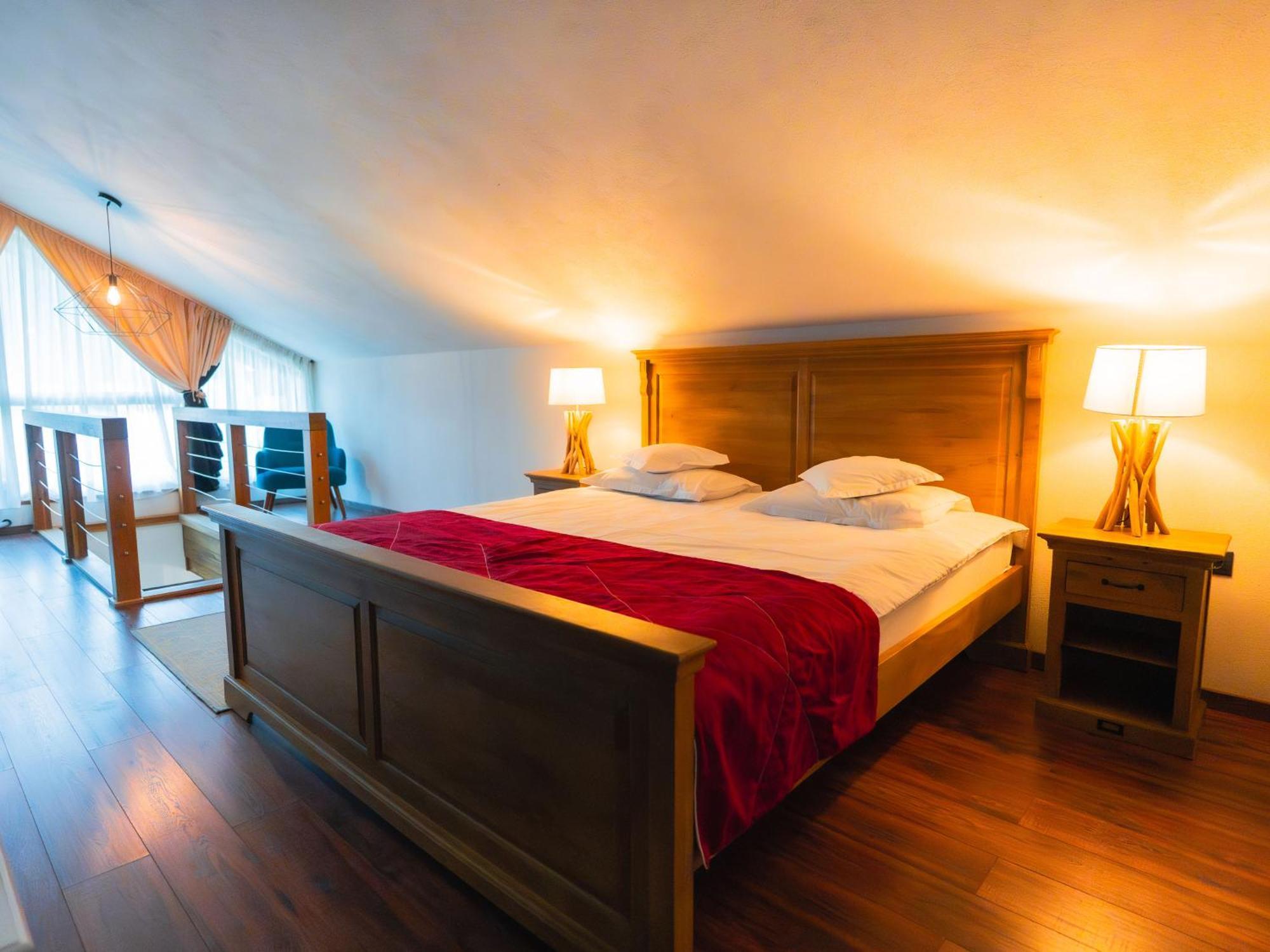 Kaban Boutique - 5Star Central Villa In Vatra Dornei Exterior photo