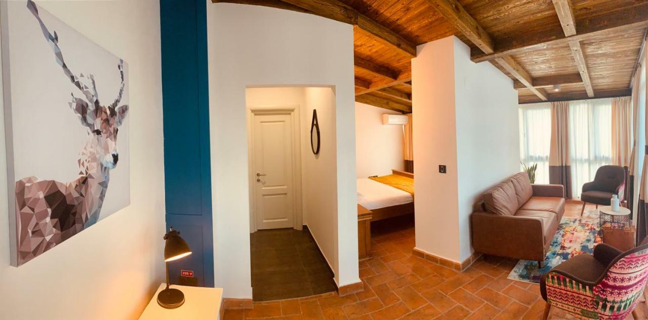 Kaban Boutique - 5Star Central Villa In Vatra Dornei Exterior photo